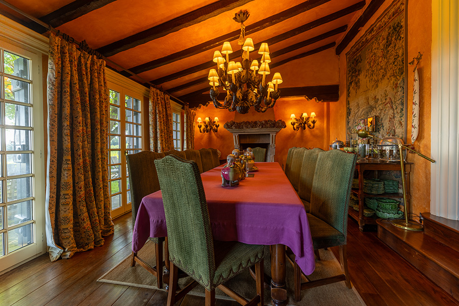 Indoor Dining-room